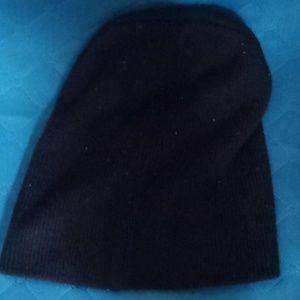 Black beanie